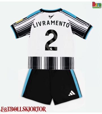 Newcastle United Tino Livramento #2 Hemmakläder Barn 2026-27 Kortärmad (+ Korta byxor)